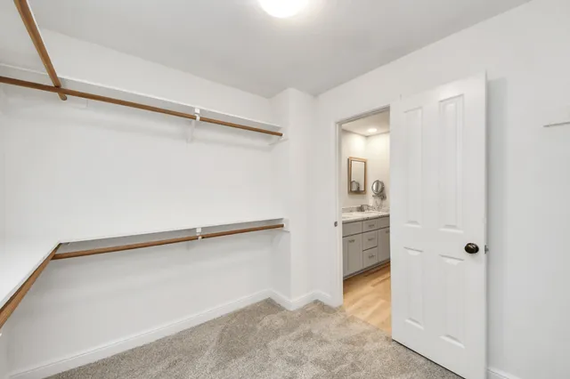 $2,095 | 66 Scarlet Woods Court, The Woodlands, TX 77380