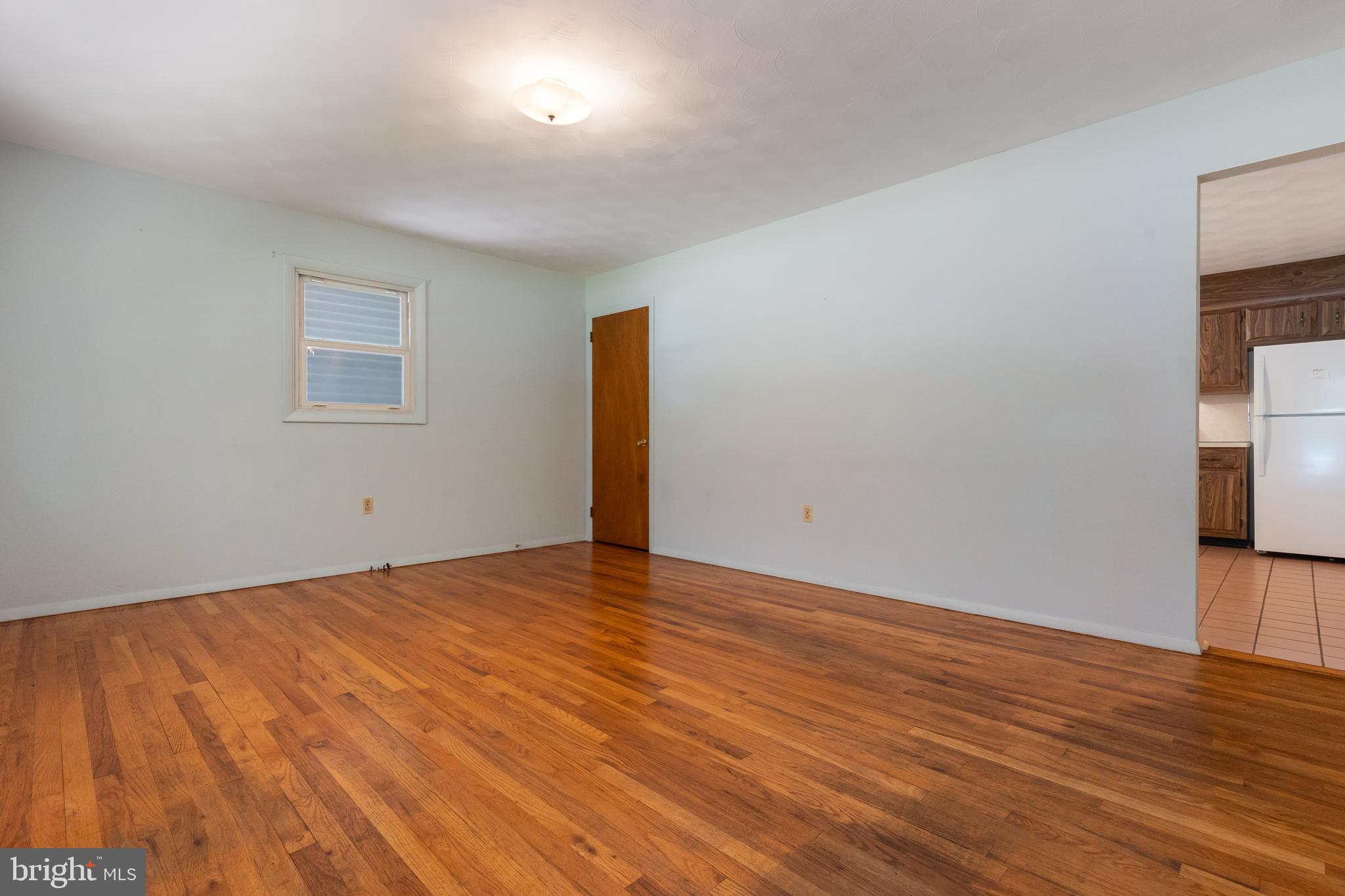 205 Old Quaker Road Etters, PA 17319 - Photo 3 of 18 Gallery Image 3