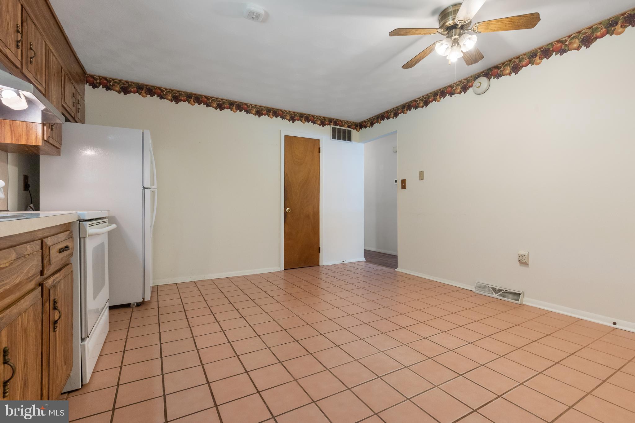 205 Old Quaker Road Etters, PA 17319 - Photo 8 of 18 Gallery Image 8