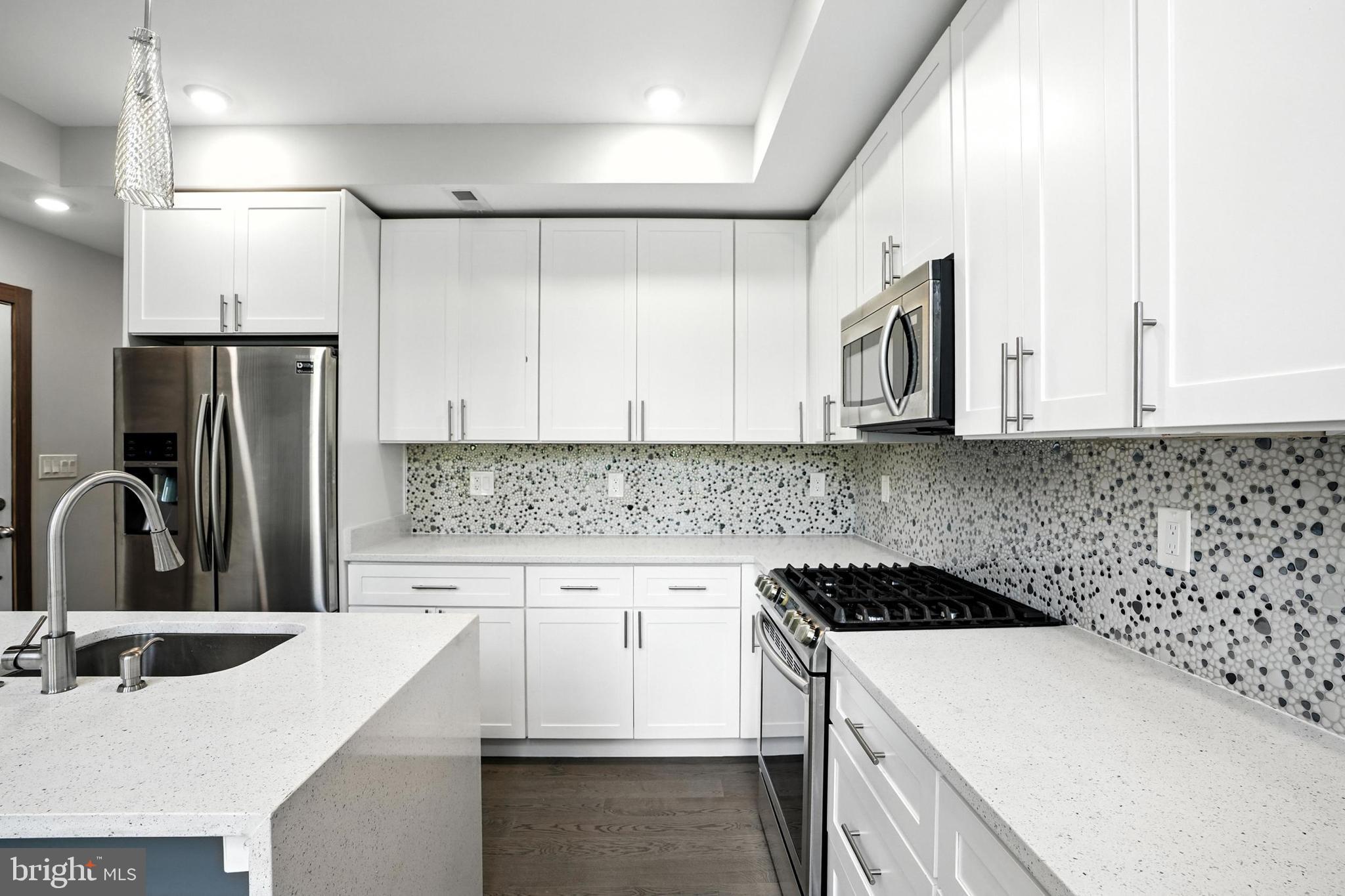 2109 M Street Northeast, Unit 8 Washington, DC 20002 - Photo 7 of 37 Kitchen2