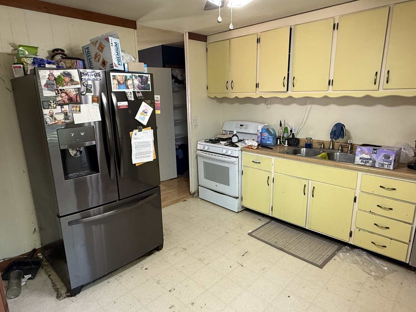 601 Ridgewood Court Champaign, IL 61821 - Photo 4 of 13