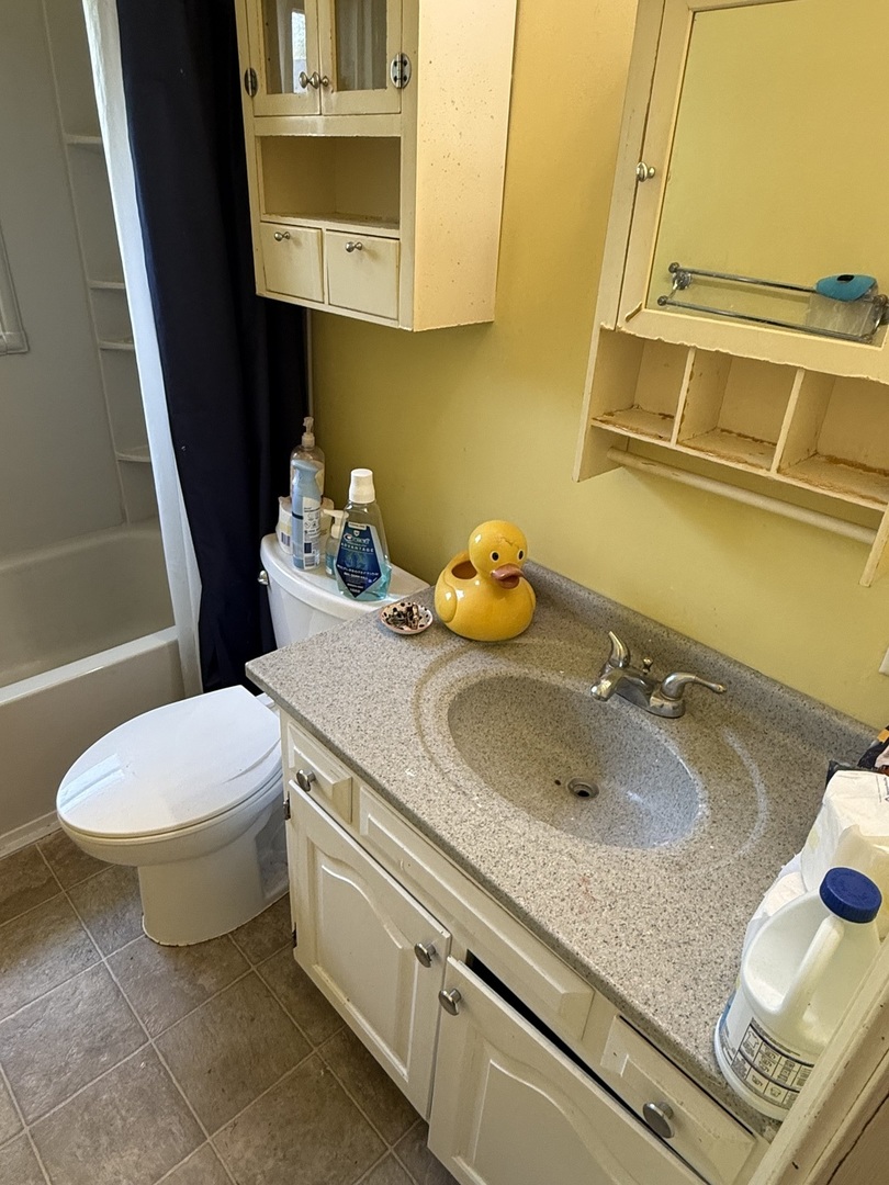 601 Ridgewood Court Champaign, IL 61821 - Photo 10 of 13