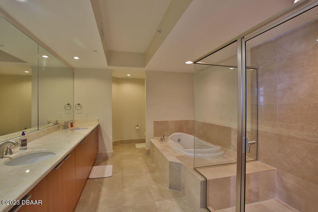 231 Riverside Drive, Unit 18041 Holly Hill, FL 32117 - Photo 5 of 8 IMG_0072