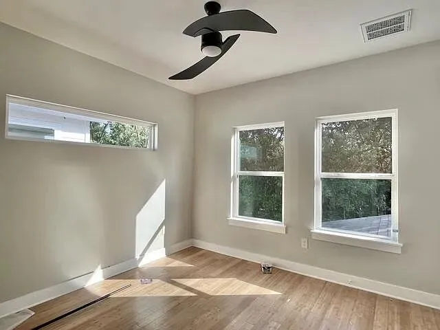 $2,500 | 5711 Tura Lane, Unit B, Austin, TX 78721