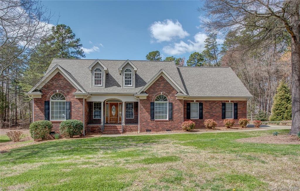 925 Pine Forest Road Charlotte, NC 28214 - Photo 1 of 21 Gallery Image 1