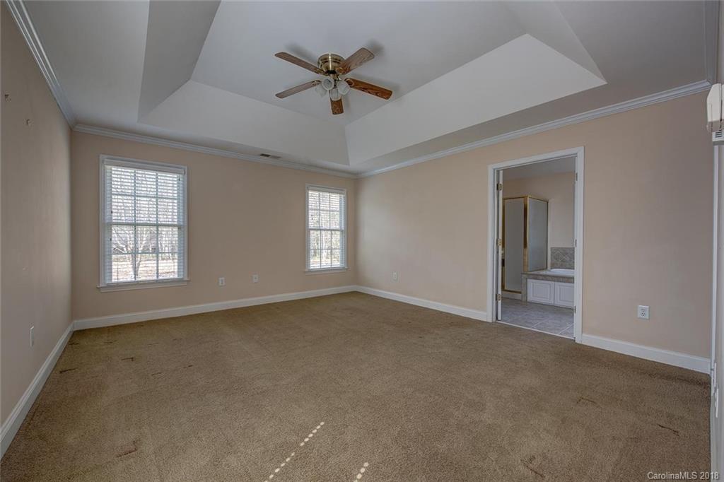 925 Pine Forest Road Charlotte, NC 28214 - Photo 12 of 21 Gallery Image 12