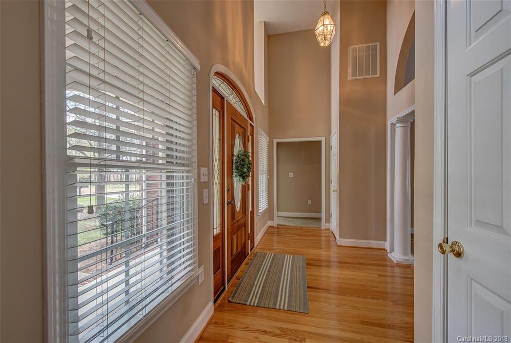 925 Pine Forest Road Charlotte, NC 28214 - Photo 4 of 21 Gallery Image 4