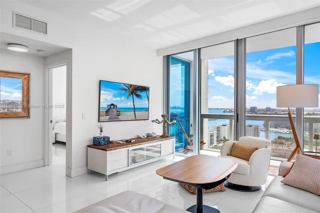 $850,000 | 6899 Collins Avenue, Unit 2004, Miami Beach, FL 33141