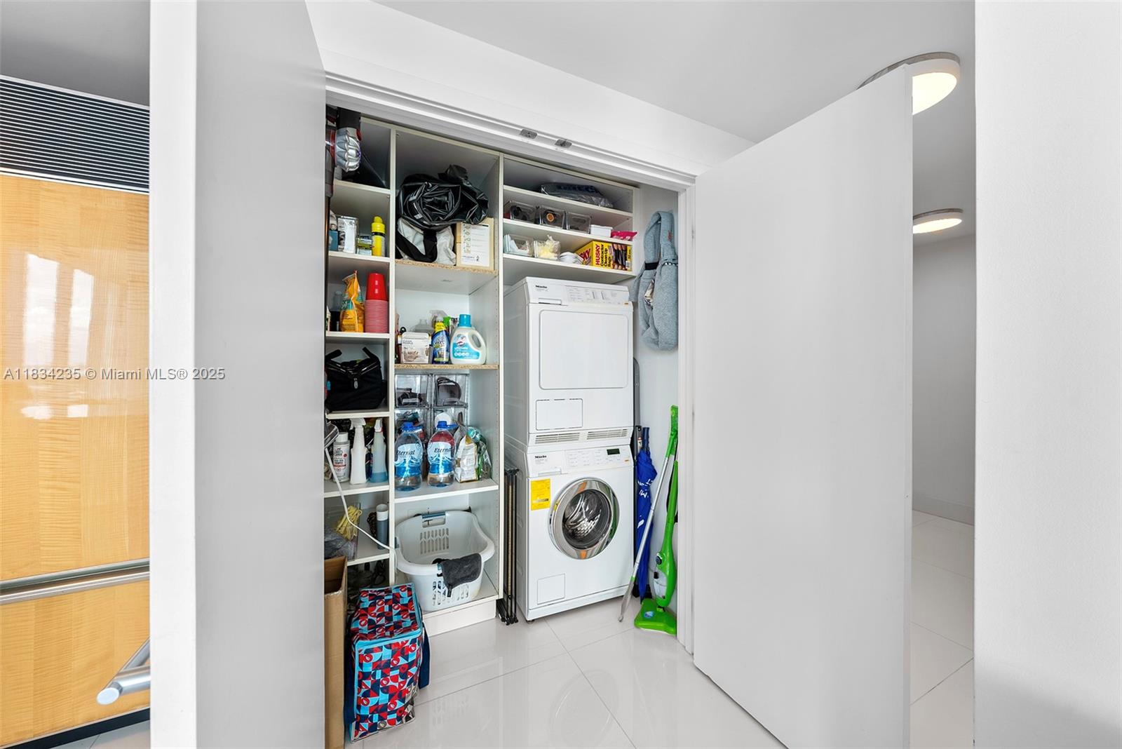 6899 Collins Avenue, Unit 2004 Miami Beach, FL 33141 - Photo 18 of 62