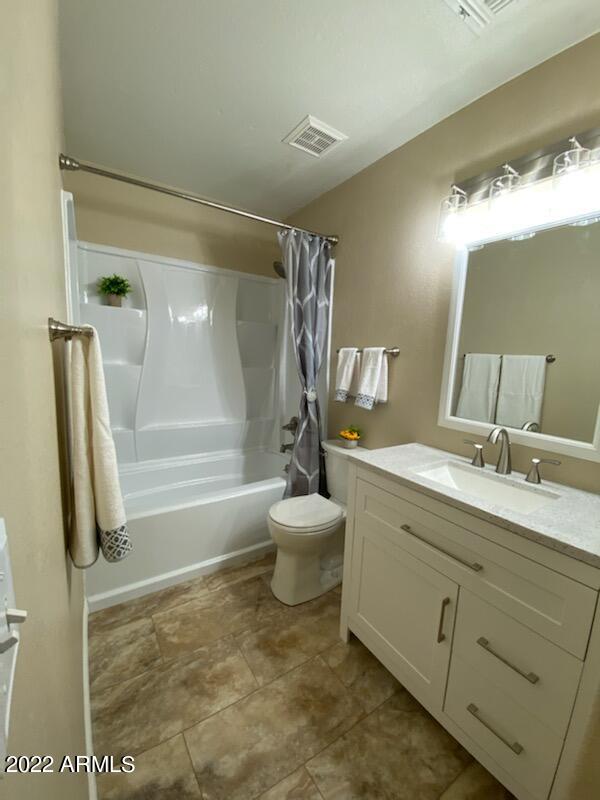 7500 East Deer Valley Road, Unit 79 Scottsdale, AZ 85255 - Photo 26 of 34 Upstairs Guest Bathroom