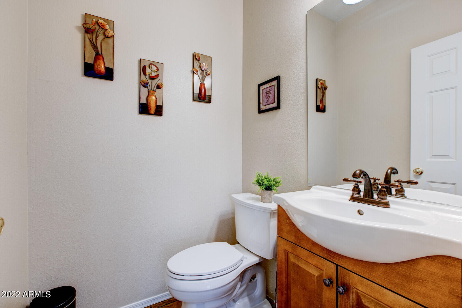 7500 East Deer Valley Road, Unit 79 Scottsdale, AZ 85255 - Photo 27 of 34 Half Bath