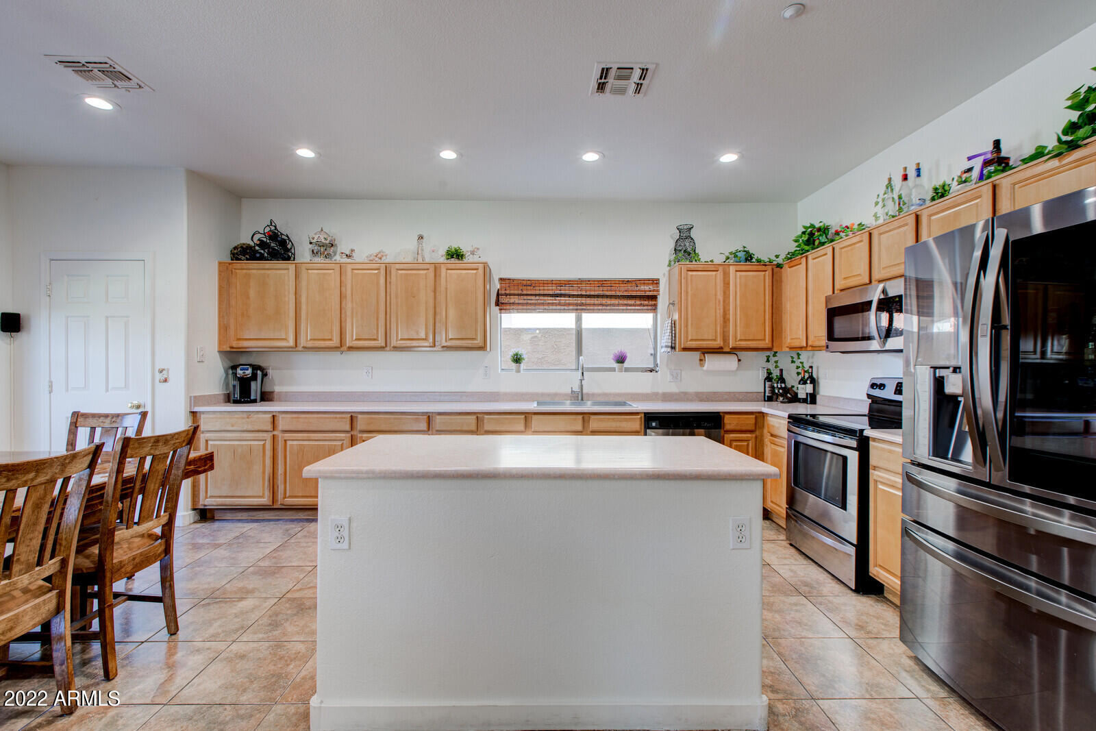 7500 East Deer Valley Road, Unit 79 Scottsdale, AZ 85255 - Photo 8 of 34 Stainless Steel Appliances