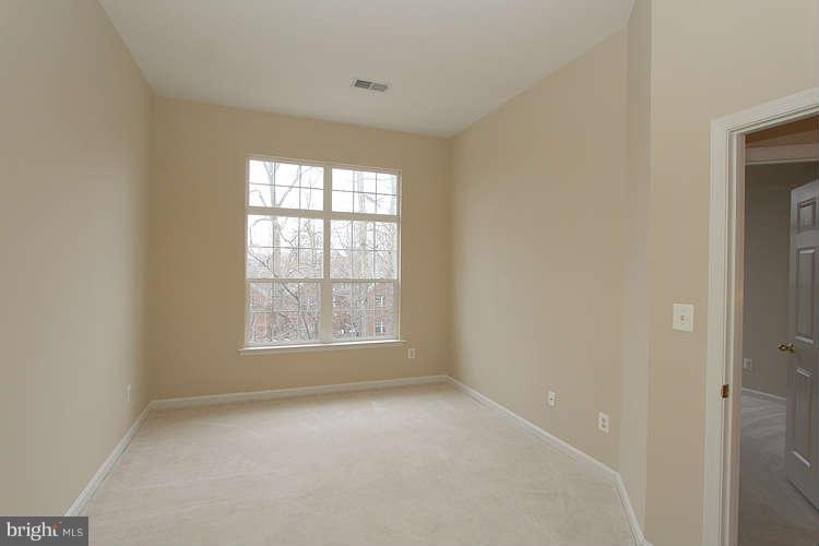 1307 Windleaf Drive, Unit K Reston, VA 20194 - Photo 23 of 30 Bedroom (Master)