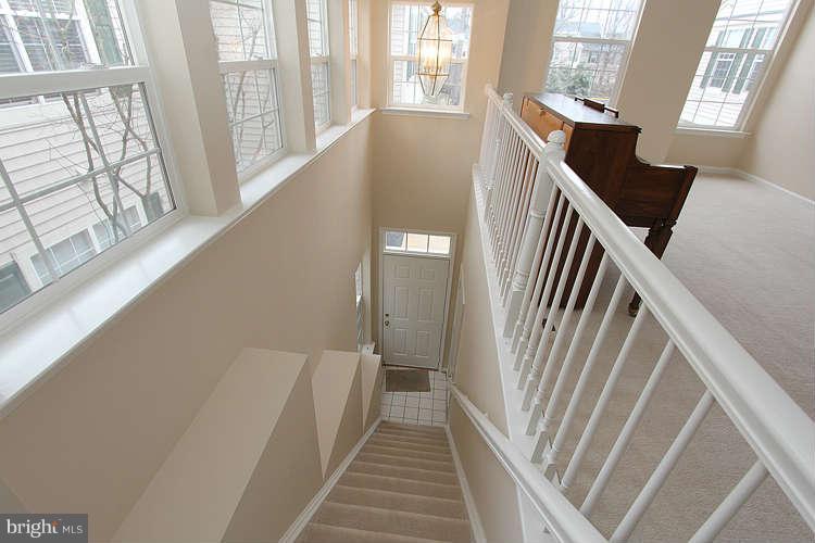1307 Windleaf Drive, Unit K Reston, VA 20194 - Photo 4 of 30 Interior (General)