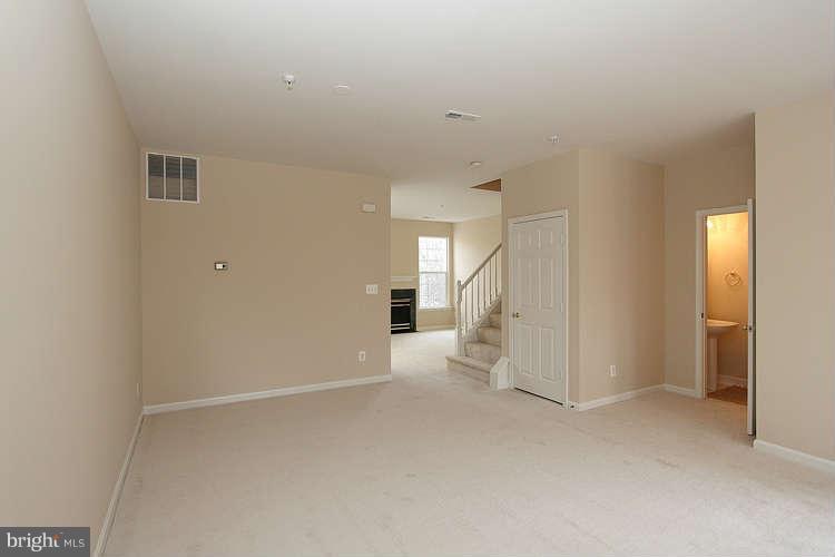 1307 Windleaf Drive, Unit K Reston, VA 20194 - Photo 9 of 30 Dining Room