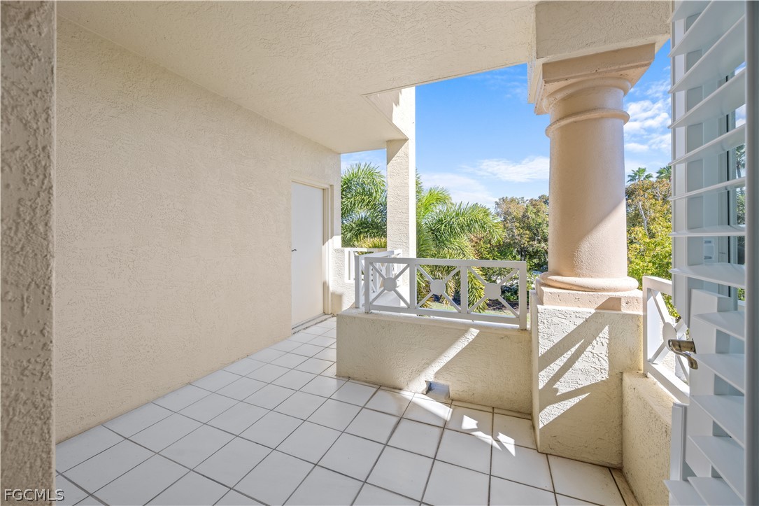 2619 Wulfert Road, Unit 3 Sanibel, FL 33957 - Photo 23 of 42