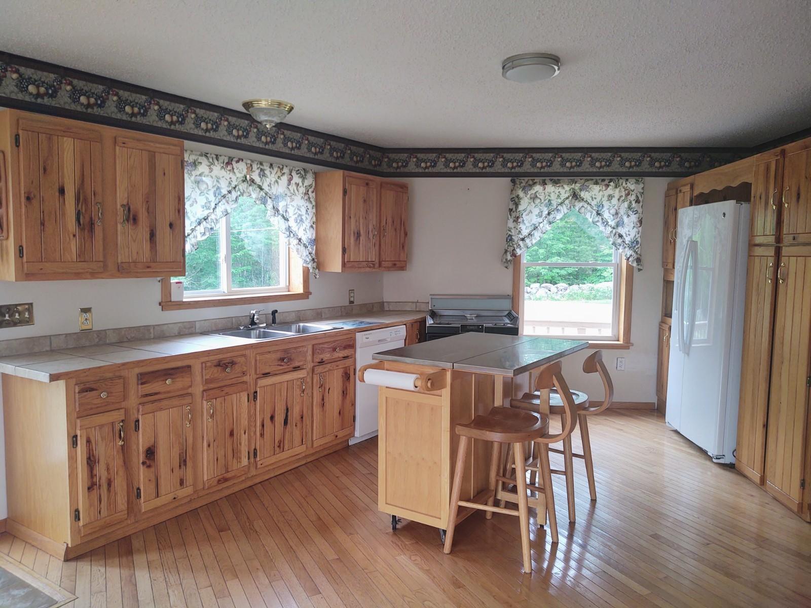 93 Allen Hill Road Oxford, ME 04270 - Photo 19 of 31 bright