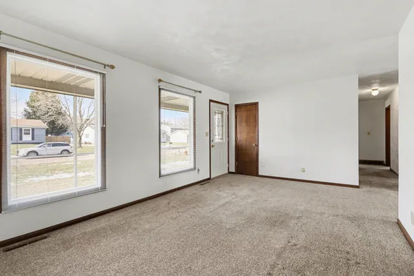 $259,500 | 1043 Rose Street, Marshall, MI 49068
