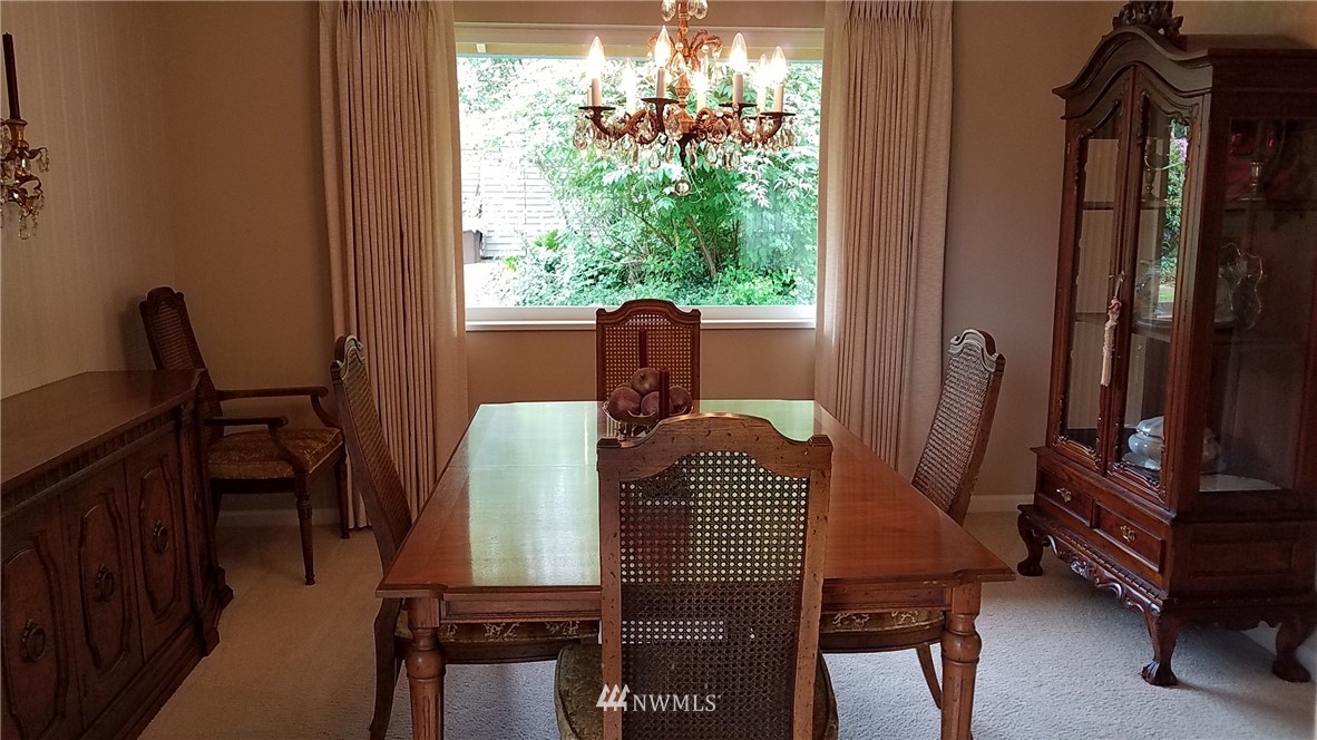 9037 Ridgeview Circle West University Place, WA 98466 - Photo 8 of 25 Gallery Image 8