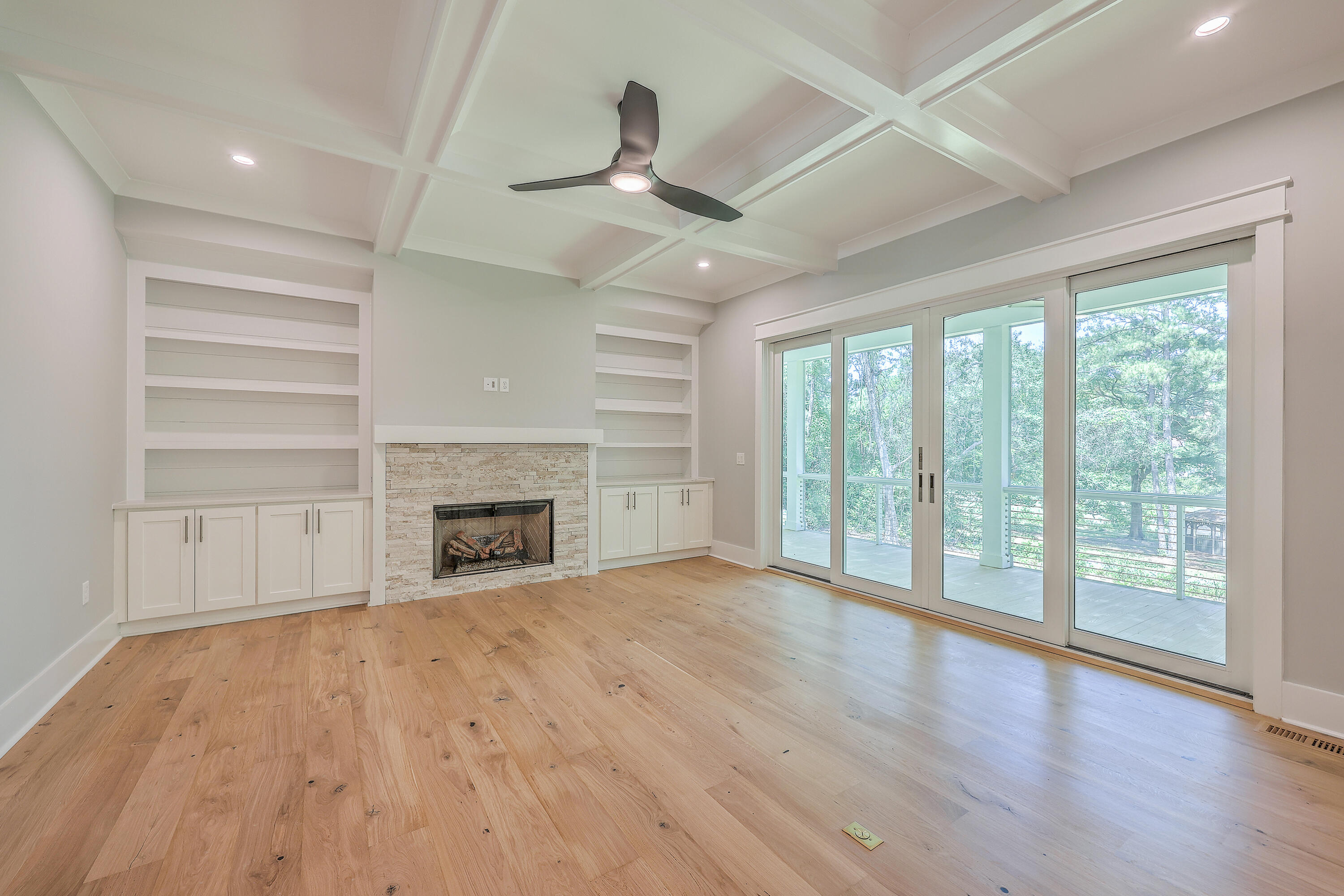 805 Geddings Way Mount Pleasant, SC 29464 - Photo 16 of 40 ZYN_3237_38_39_40_41_42_43 - Copy