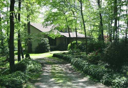 17 Tanner Road Greenville, PA 16125 - Photo 6 of 8 Yard/Garden.