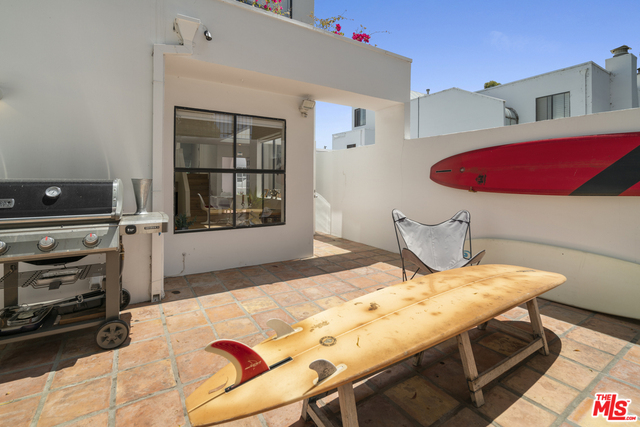 29221 Heathercliff Road, Unit 9 Malibu, CA 90265 - Photo 18 of 20