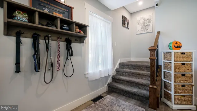 a view of entryway with a front door