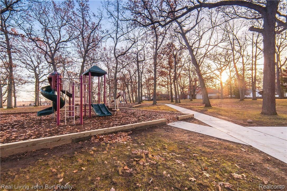 85 Brabb Road Oxford, MI 48371 - Photo 24 of 25 85 Brabb-31.jpg