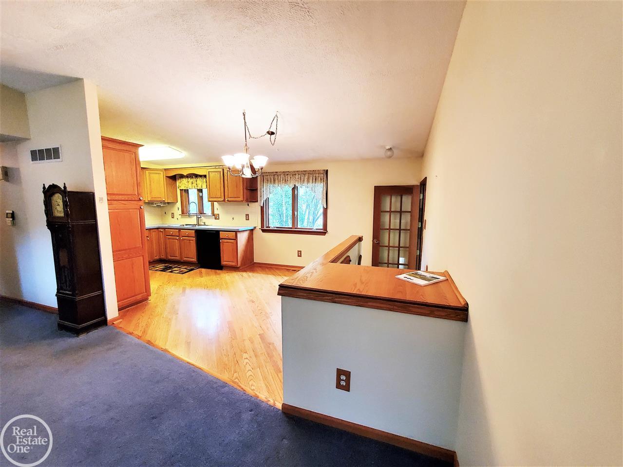 1205 Miller Road Lake Orion, MI 48362 - Photo 20 of 74 50055113-21.JPG