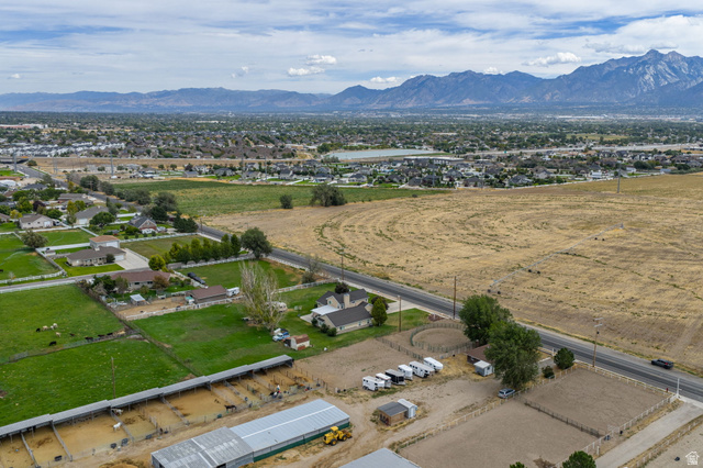 14114 South 3600th Street West Riverton, UT 84065 - Photo 8 of 44