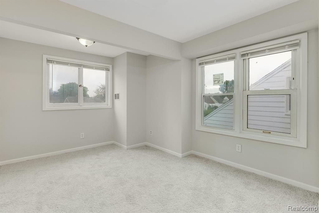 21805 Rausch Avenue Eastpointe, MI 48021 - Photo 27 of 33