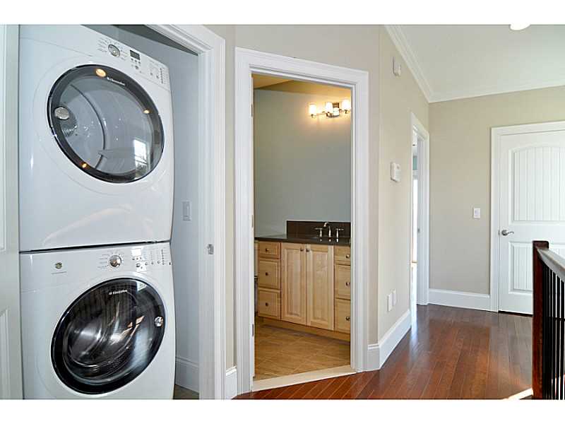 100 Algonquin Road, Unit 17 Narragansett, RI 02882 - Photo 14 of 25 Laundry Room.