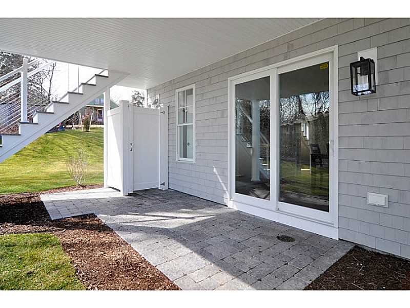 100 Algonquin Road, Unit 17 Narragansett, RI 02882 - Photo 24 of 25 Exterior Back.