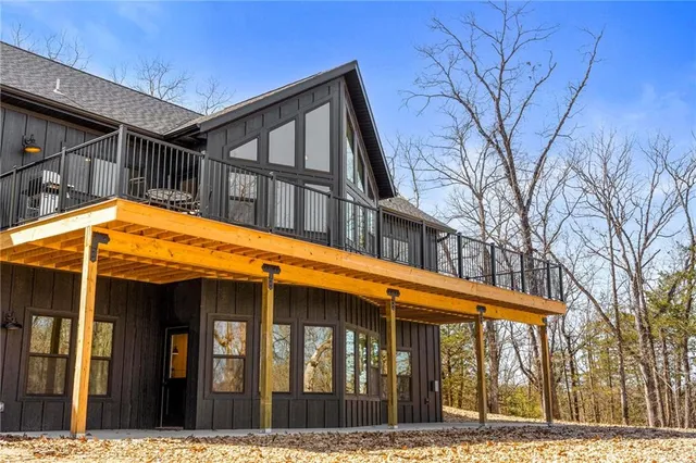 $989,900 | 485 Cedarledge Road, Lampe, MO 65681