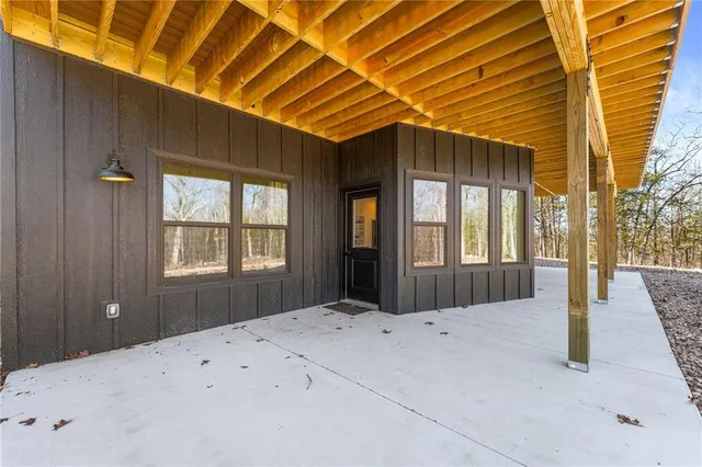 $989,900 | 485 Cedarledge Road, Lampe, MO 65681