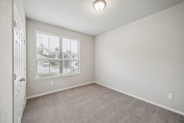 $300,000 | 935 Golden Willow Lane, Conroe, TX 77304