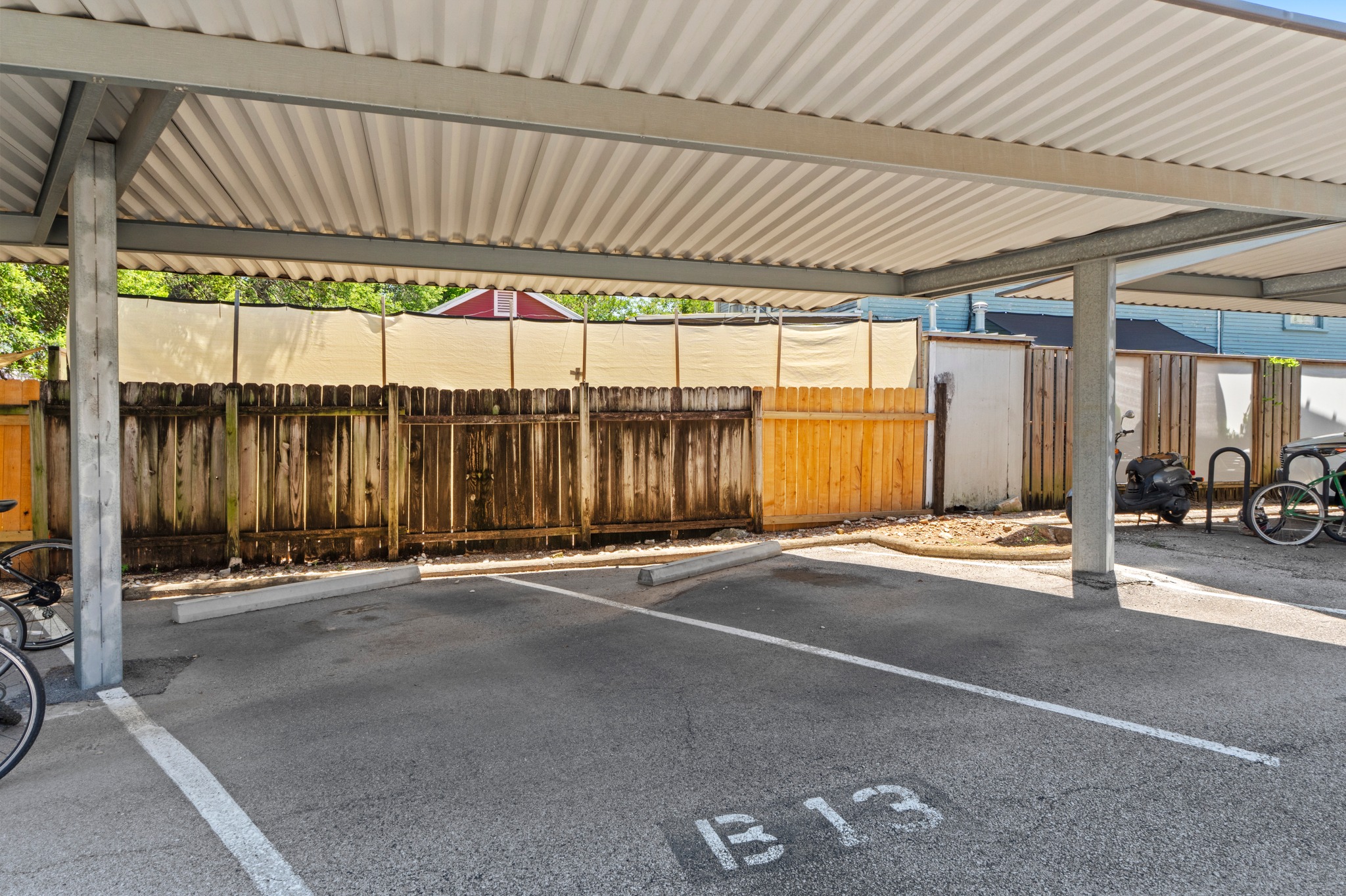 1210 Windsor Road, Unit 220 Austin, TX 78703 - Photo 27 of 32