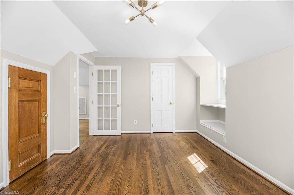 2106 Rolling Road Greensboro, NC 27403 - Photo 32 of 48 Gallery Image 32