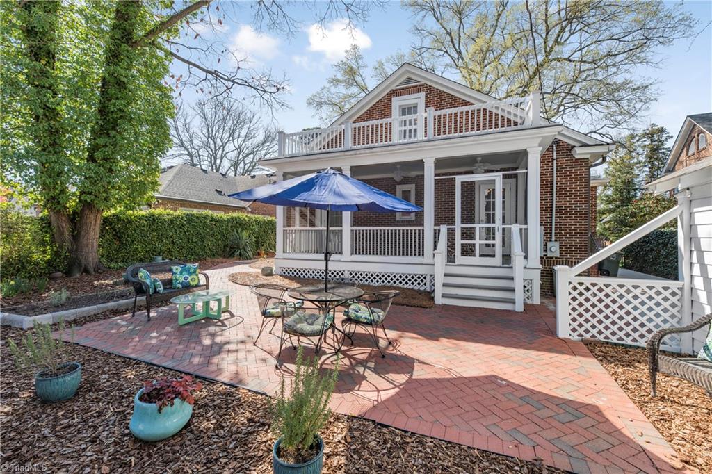 2106 Rolling Road Greensboro, NC 27403 - Photo 6 of 48 Gallery Image 6