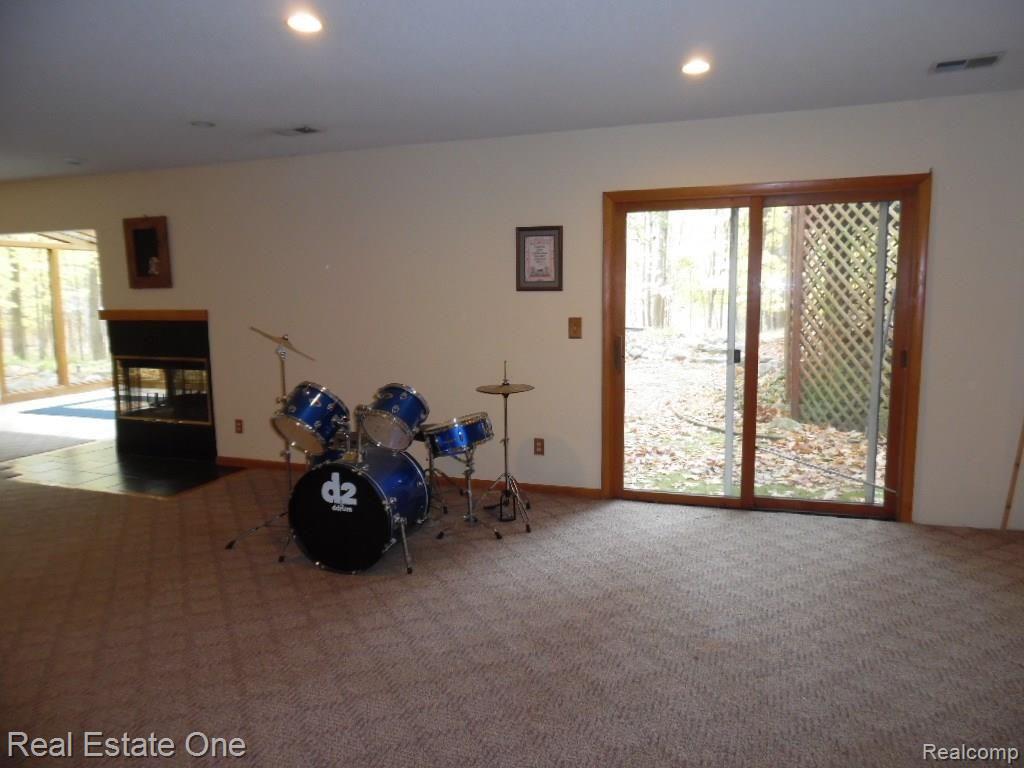 1330 Hathaway Rising Rochester Hills, MI 48306 - Photo 55 of 56