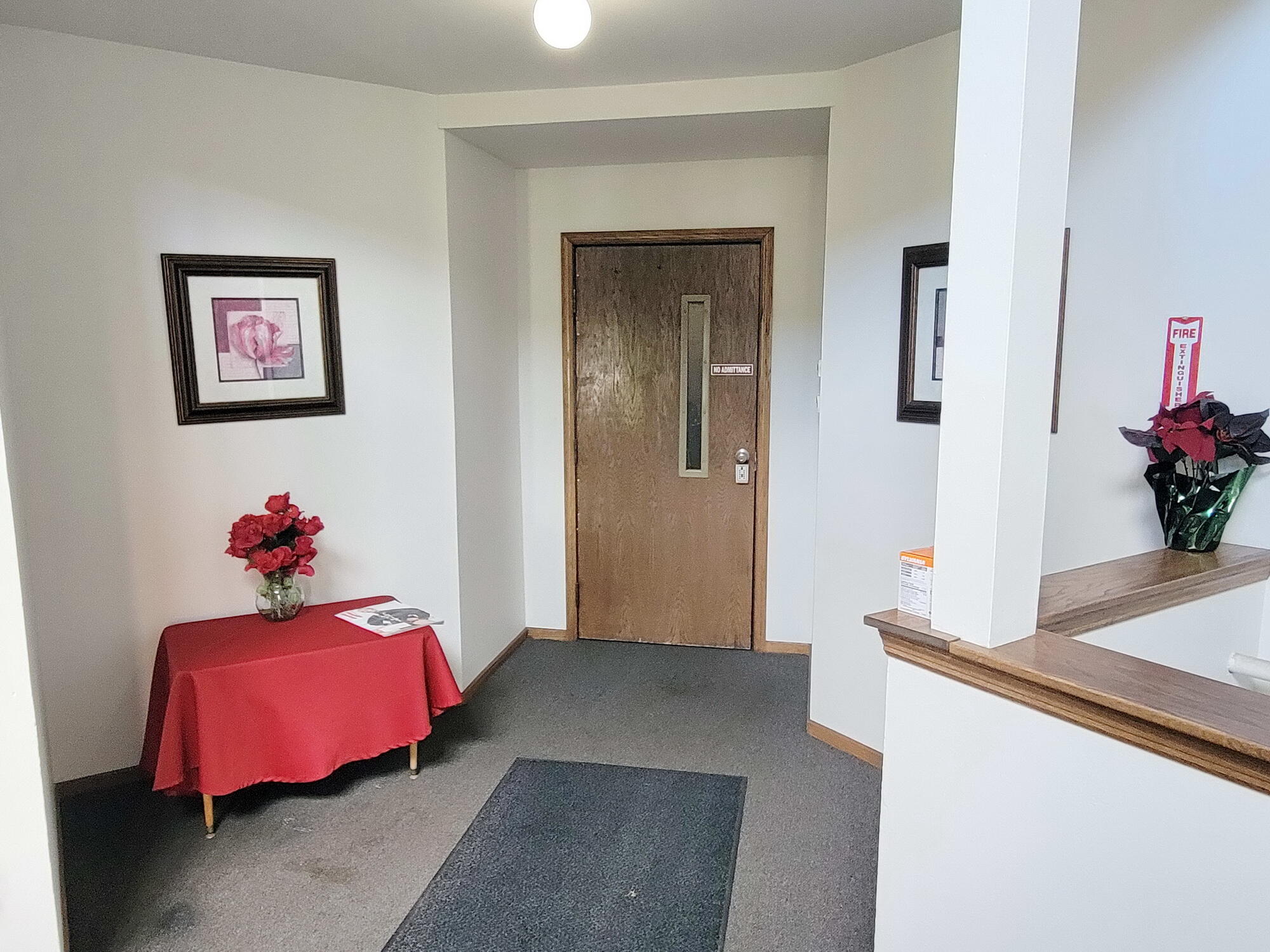 508 South Rochester Street, Unit C Mukwonago, WI 53149 - Photo 2 of 14 Lobby