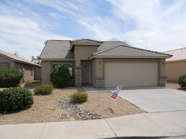 10453 West Granada Road Avondale, AZ 85392 - Photo 1 of 19 DSCN7558