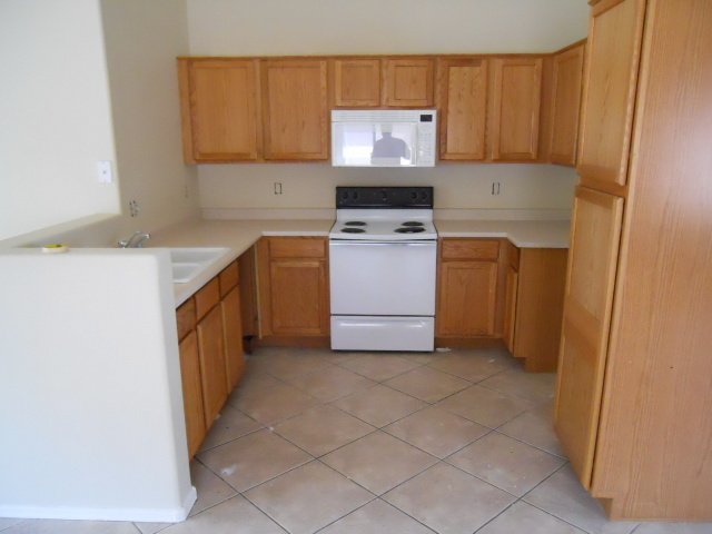 10453 West Granada Road Avondale, AZ 85392 - Photo 4 of 19 DSCN7565