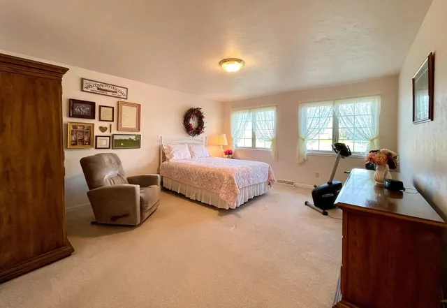 $389,900 | 1319 Pond View Circle, Unit 59, De Pere, WI 54115