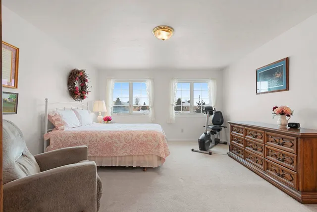 $359,900 | 1319 Pond View Circle, Unit 59, De Pere, WI 54115