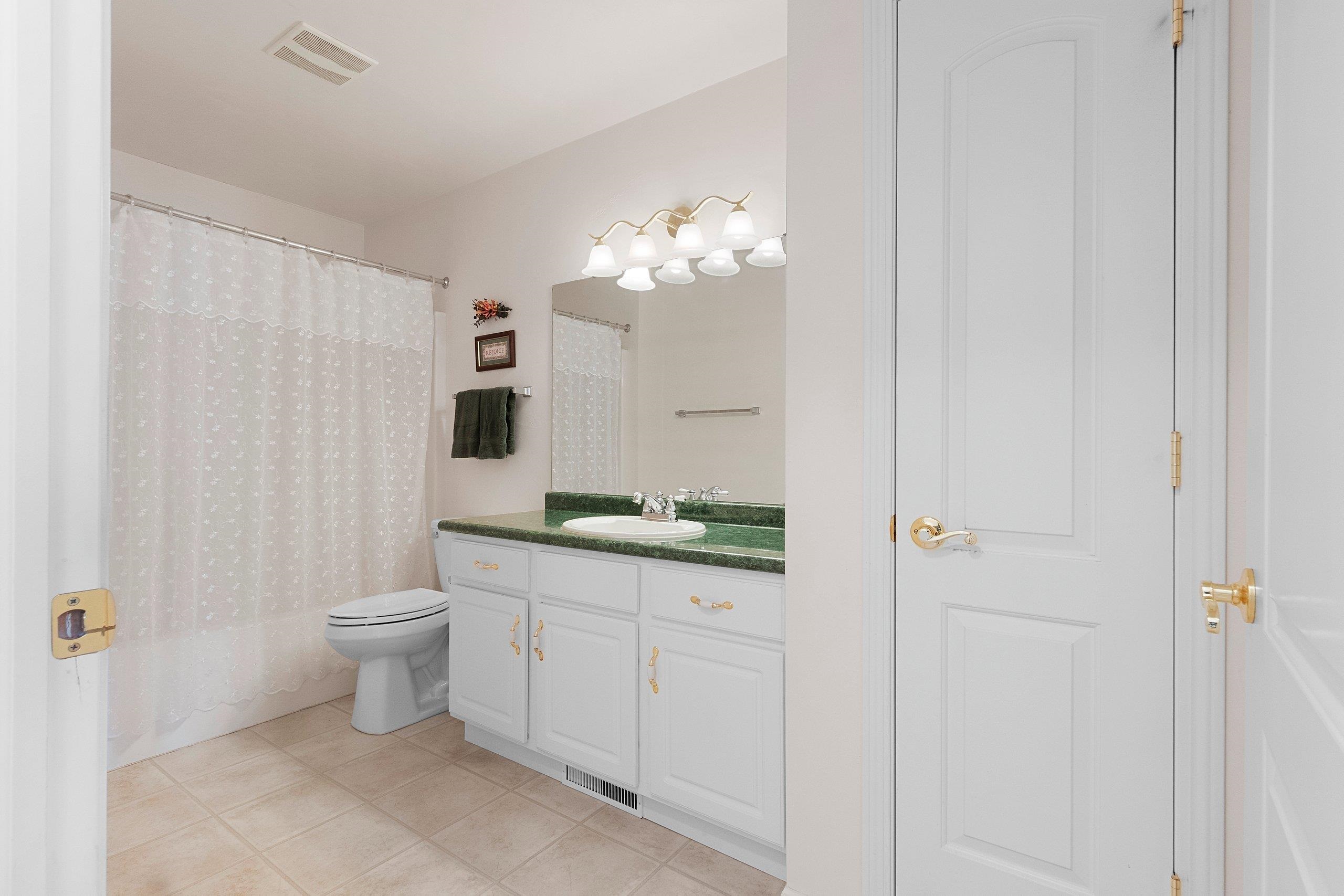 1319 Pond View Circle, Unit 59 De Pere, WI 54115 - Photo 20 of 44