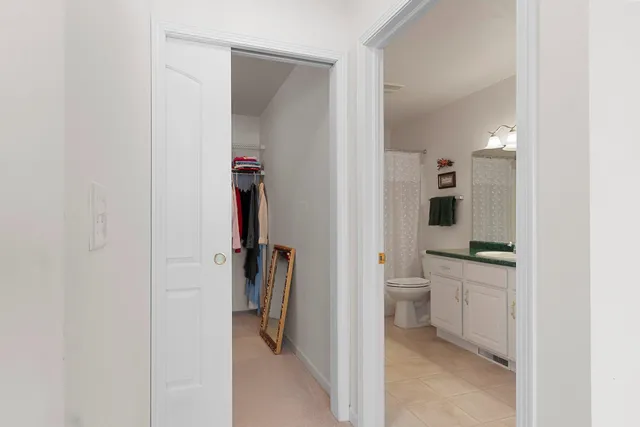 $359,900 | 1319 Pond View Circle, Unit 59, De Pere, WI 54115