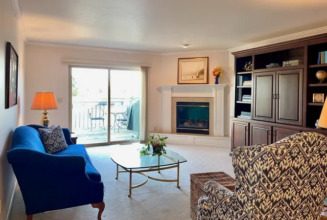 $389,900 | 1319 Pond View Circle, Unit 59, De Pere, WI 54115