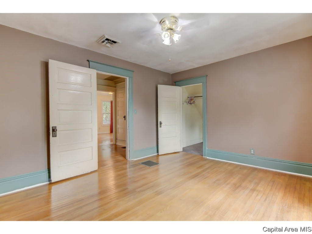 1033 North 8th Street Springfield, IL 62702 - Photo 18 of 34