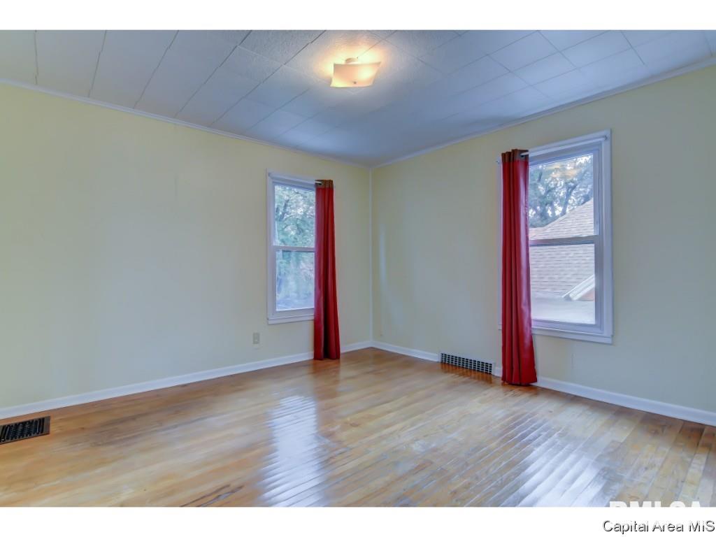 1033 North 8th Street Springfield, IL 62702 - Photo 25 of 34